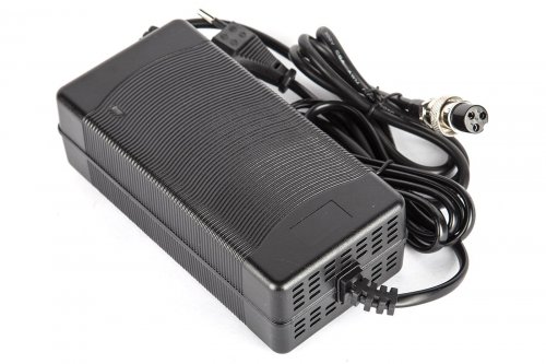 Зарядное устройство 24V 2A (3PIN d-12.5mm)